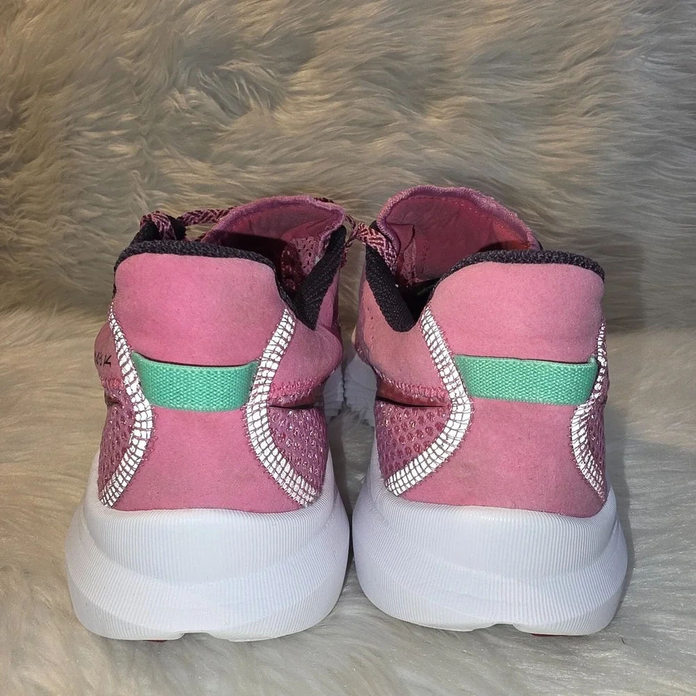 Women's Running Shoes - Size 9.5 - Saucony Kinvara 14 Peony/Sprig S10823-25